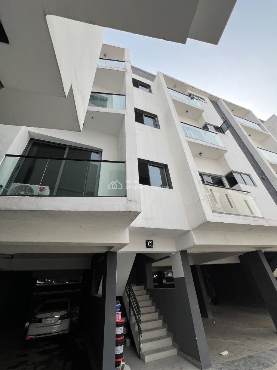 Modern 2-bedroom Flat with Swimming Pool, Gas Cooker, Heat Extractor,, Ologolo, Lekki, Lagos, Flat / Apartment for Rent