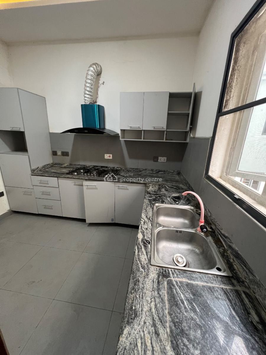 Modern 2-bedroom Flat with Swimming Pool, Gas Cooker, Heat Extractor,, Ologolo, Lekki, Lagos, Flat / Apartment for Rent