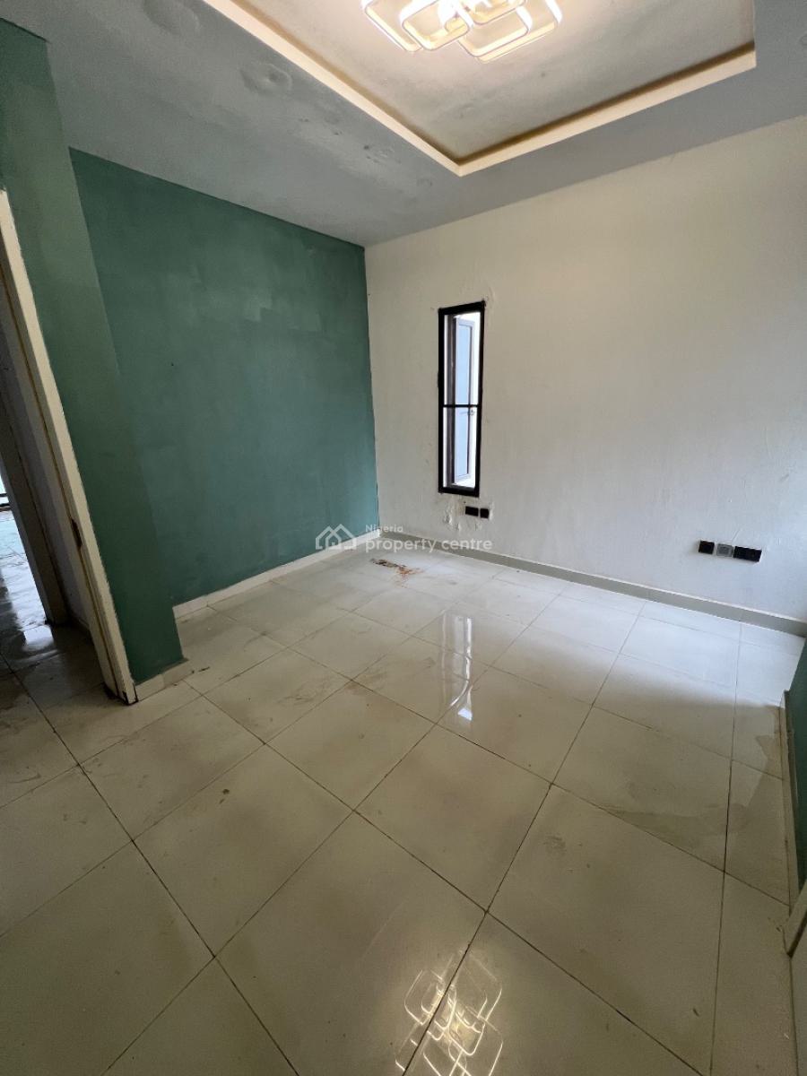 Modern 2-bedroom Flat with Swimming Pool, Gas Cooker, Heat Extractor,, Ologolo, Lekki, Lagos, Flat / Apartment for Rent