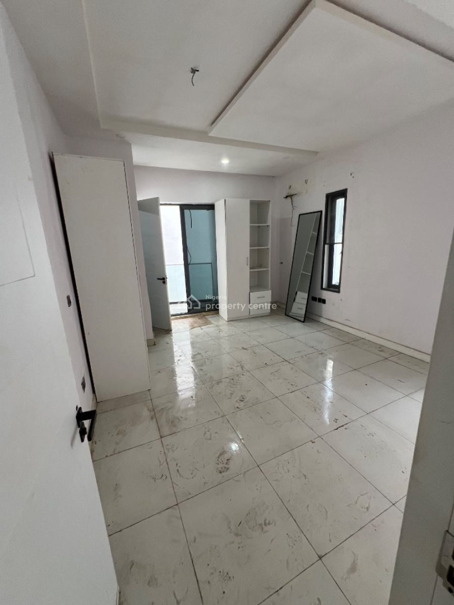 Modern 2-bedroom Flat with Swimming Pool, Gas Cooker, Heat Extractor,, Ologolo, Lekki, Lagos, Flat / Apartment for Rent