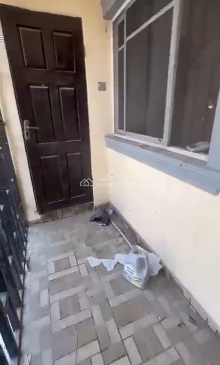 Well Maintained Mini Flat Bungalow with 2 Toilets { Video}, Thomas Estate, Ajah, Lagos, Mini Flat (room and Parlour) for Rent