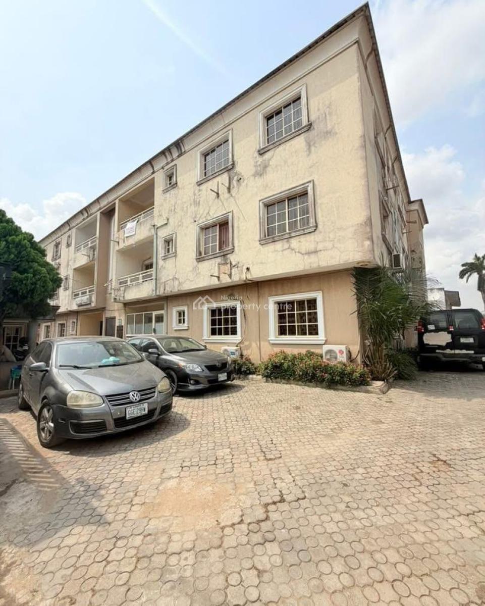 Executive 3 Bedroom Apartment, Adeniyi Jones, Ikeja, Lagos, Flat / Apartment for Sale