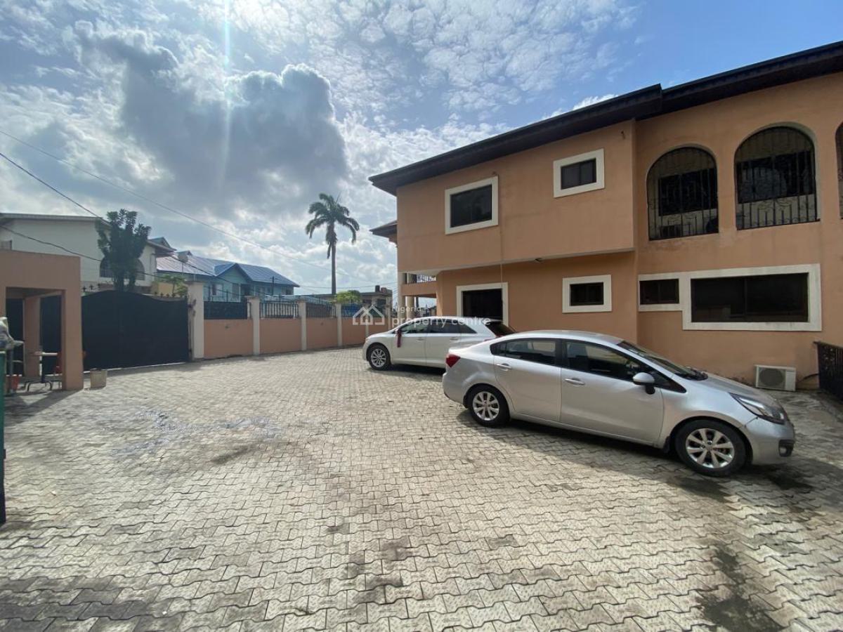 6 Bedroom Detached House, Olasheun Crescent Off Corona School, Gbagada, Lagos, Detached Duplex for Rent