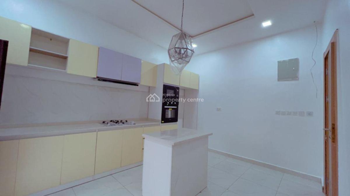 New Luxury Standard Ensuit 3 Bedrooms Terraced House with 1 Bedroom Bq, Ologolo, Lekki, Lagos, House for Sale