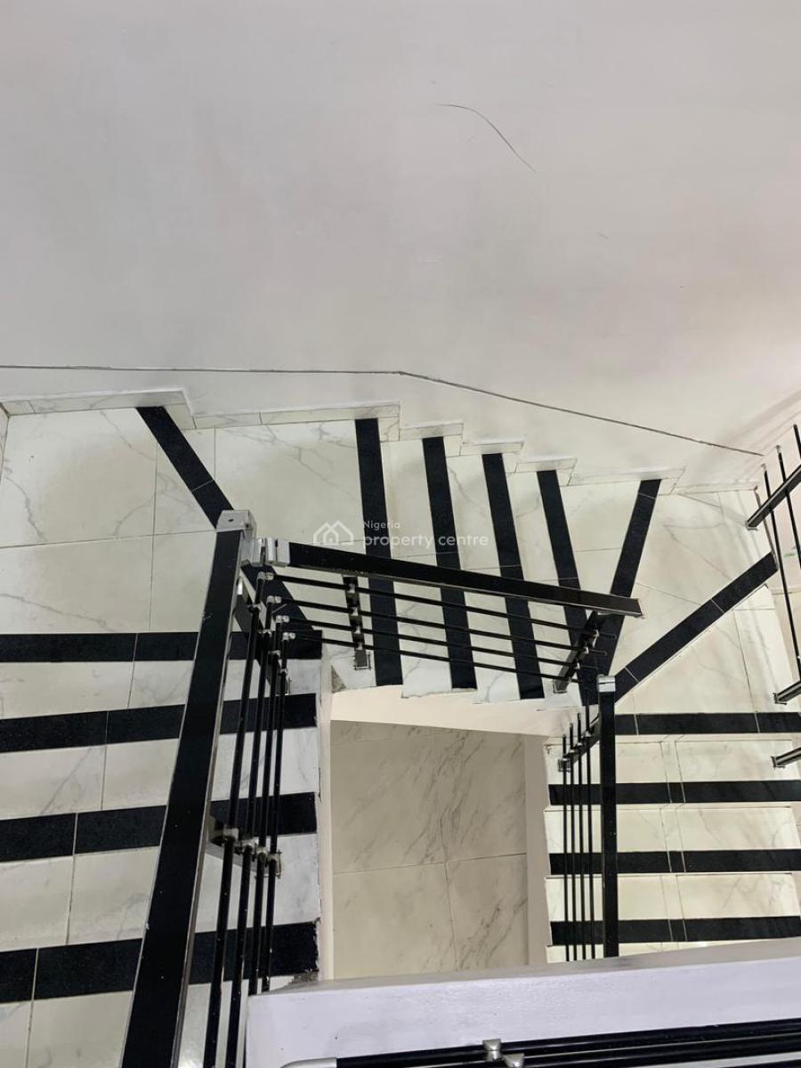 5 Bedrooms, Osapa, Lekki, Lagos, Detached Duplex for Sale