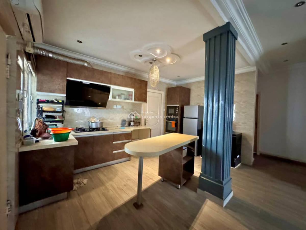 3 Bedroom Apartment, Gra Phase 1, Magodo, Lagos, Flat / Apartment for Sale