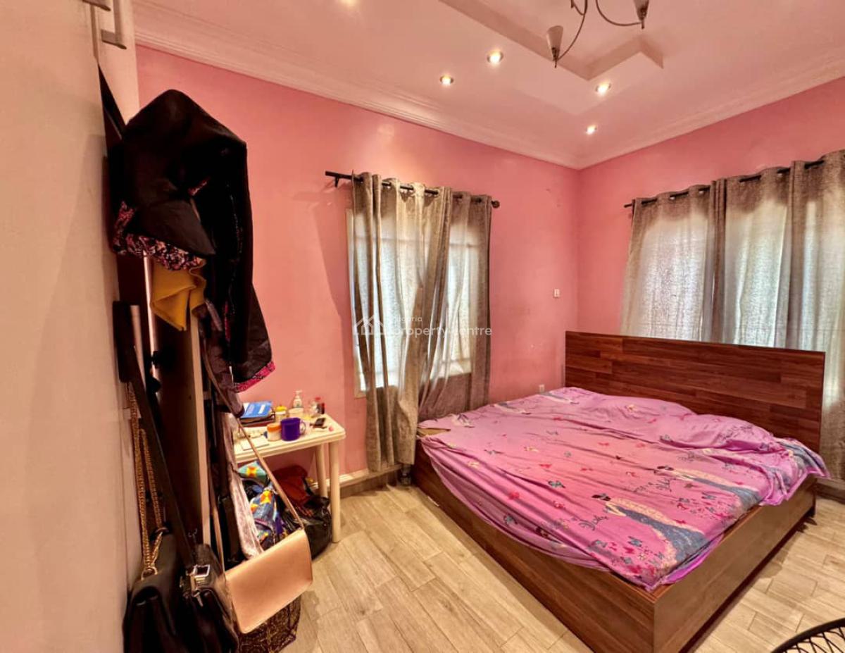 3 Bedroom Apartment, Gra Phase 1, Magodo, Lagos, Flat / Apartment for Sale