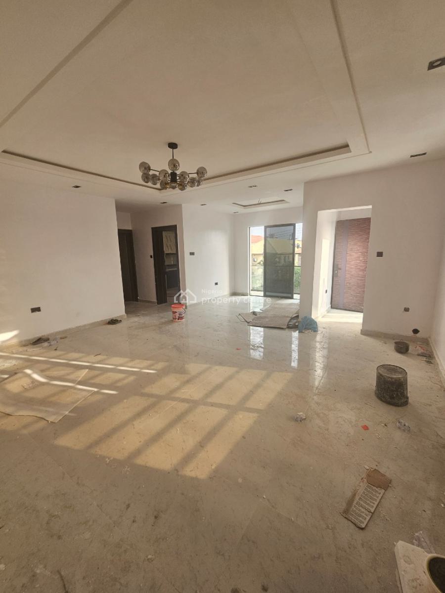 Tastefully Finished 3-bedroom Apartment with Bq, Lekki Phase 1, Lekki, Lagos, Flat / Apartment for Rent