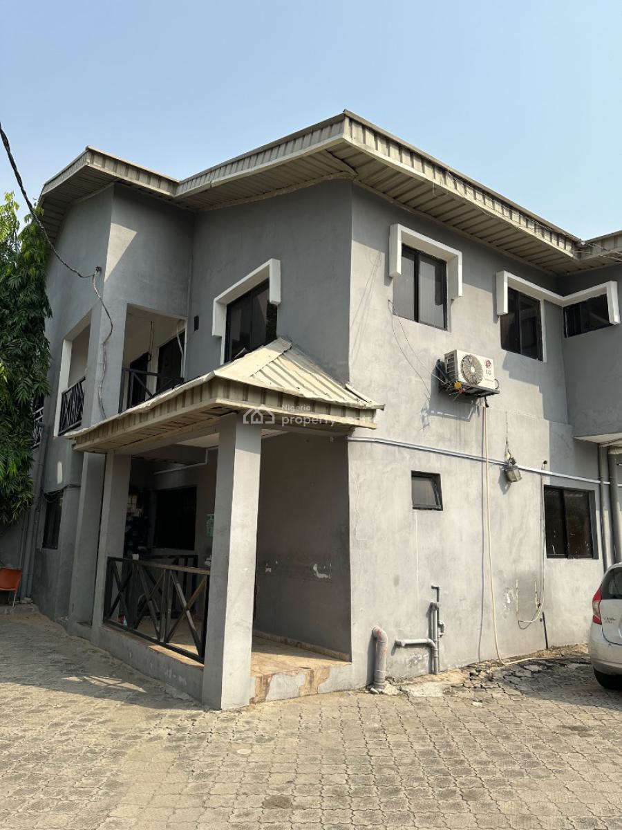 2 Bedroom for Commercial Use, Lekki Phase 1, Lekki, Lagos, Flat / Apartment for Rent