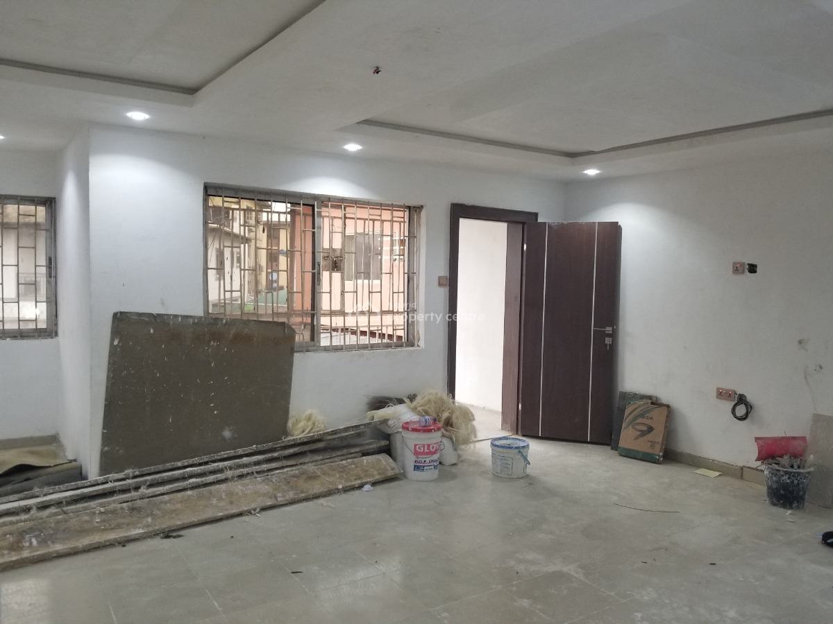 Fantastic 3 Bedroom Flat( All Room Ensuite) Plus P.o.p, Beside Shoprite, Ikeja City Mall, Ikeja, Lagos, Flat / Apartment for Rent