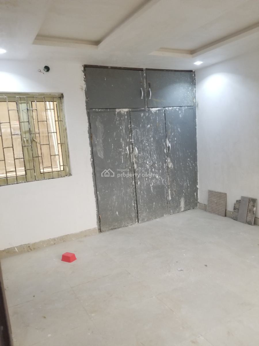 Fantastic 3 Bedroom Flat( All Room Ensuite)  & All Round P.o.p Ceiling, Beside Lagos City Mall, Alausa, Ikeja, Lagos, Flat / Apartment for Rent