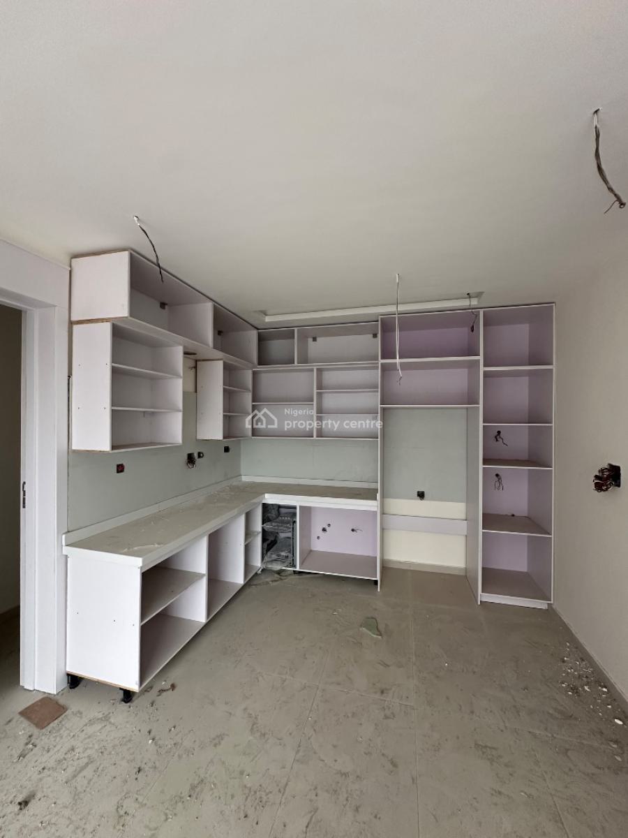 2 Bedroom Apartment, Ilasan, Lekki, Lagos, Flat / Apartment for Sale