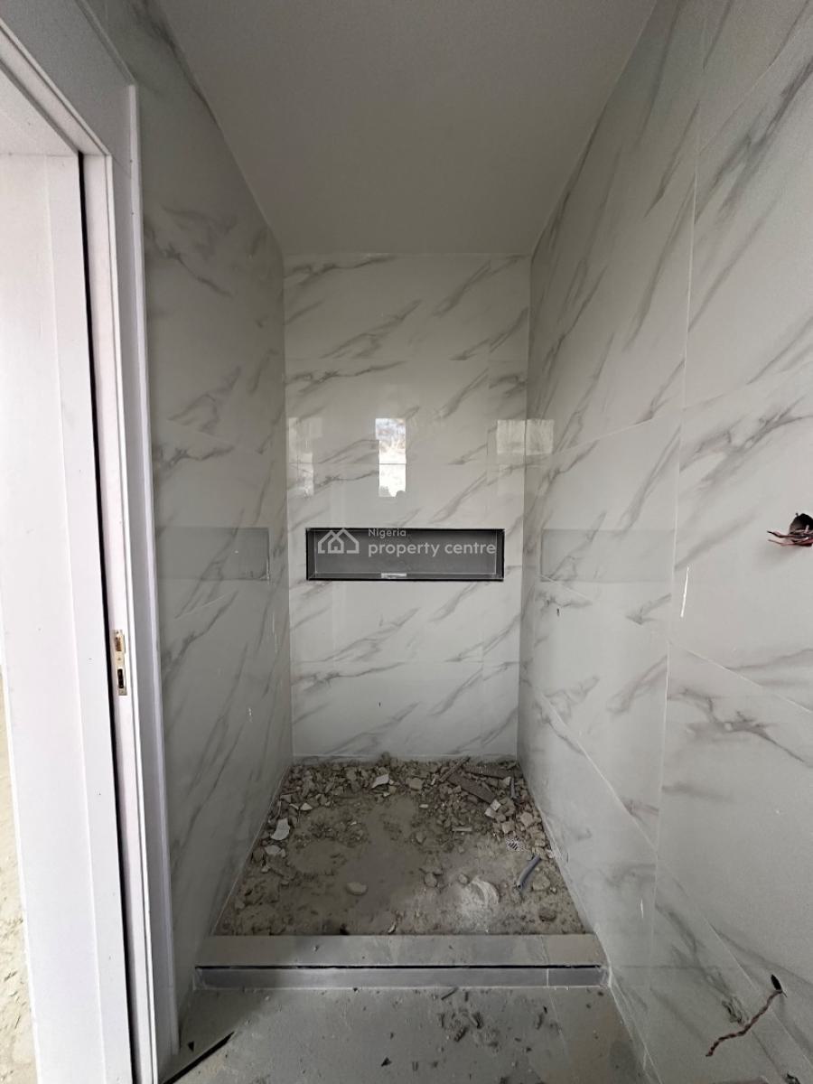 2 Bedroom Apartment, Ilasan, Lekki, Lagos, Flat / Apartment for Sale