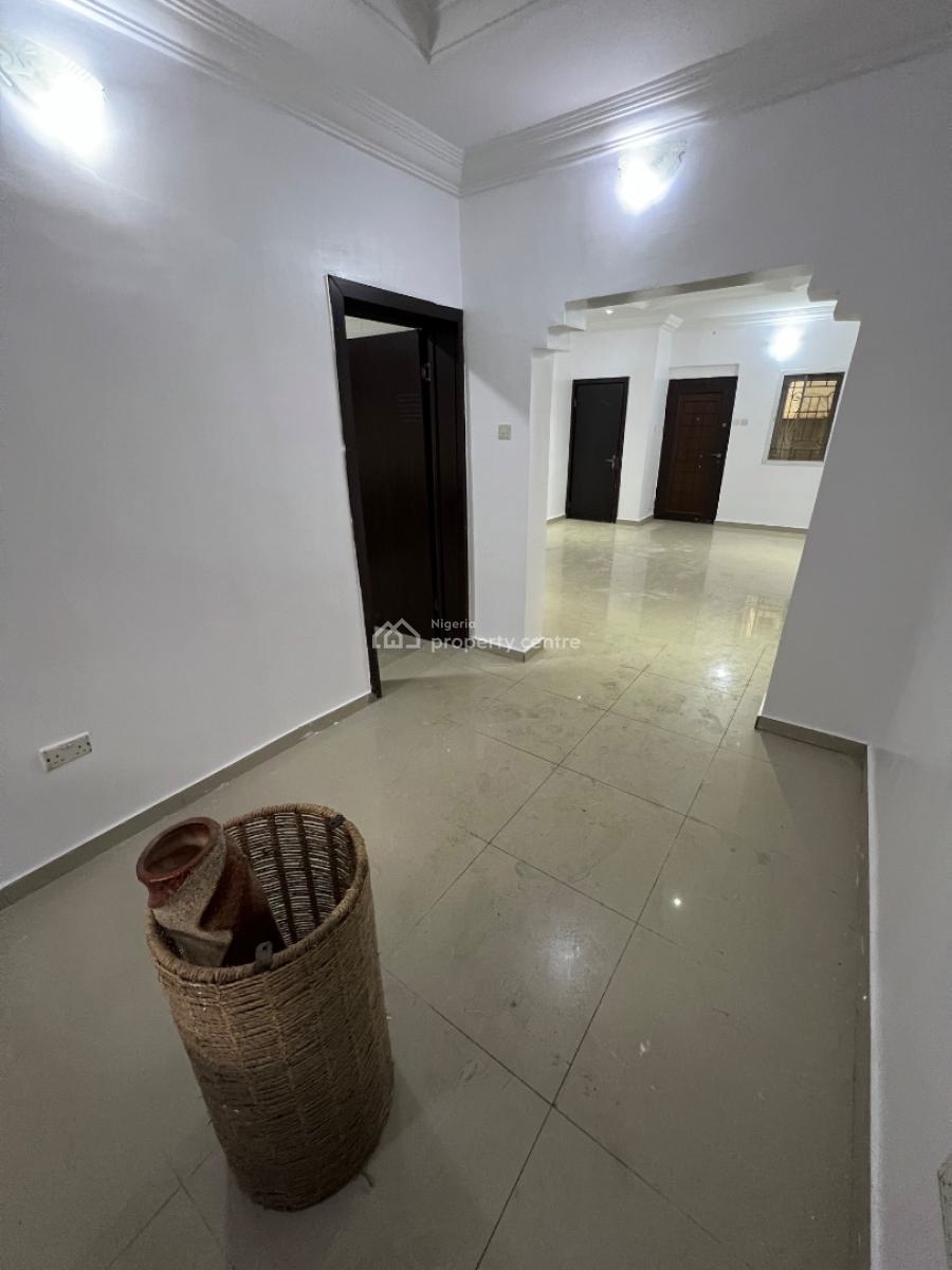 Spacious 3-bedroom Flat in Osapa London Estate., Osapa, Lekki, Lagos, Flat / Apartment for Rent