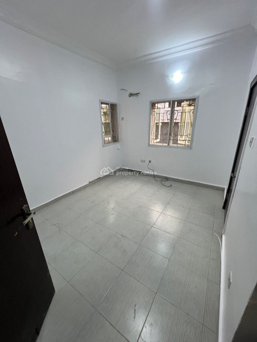 Spacious 3-bedroom Flat in Osapa London Estate., Osapa, Lekki, Lagos, Flat / Apartment for Rent