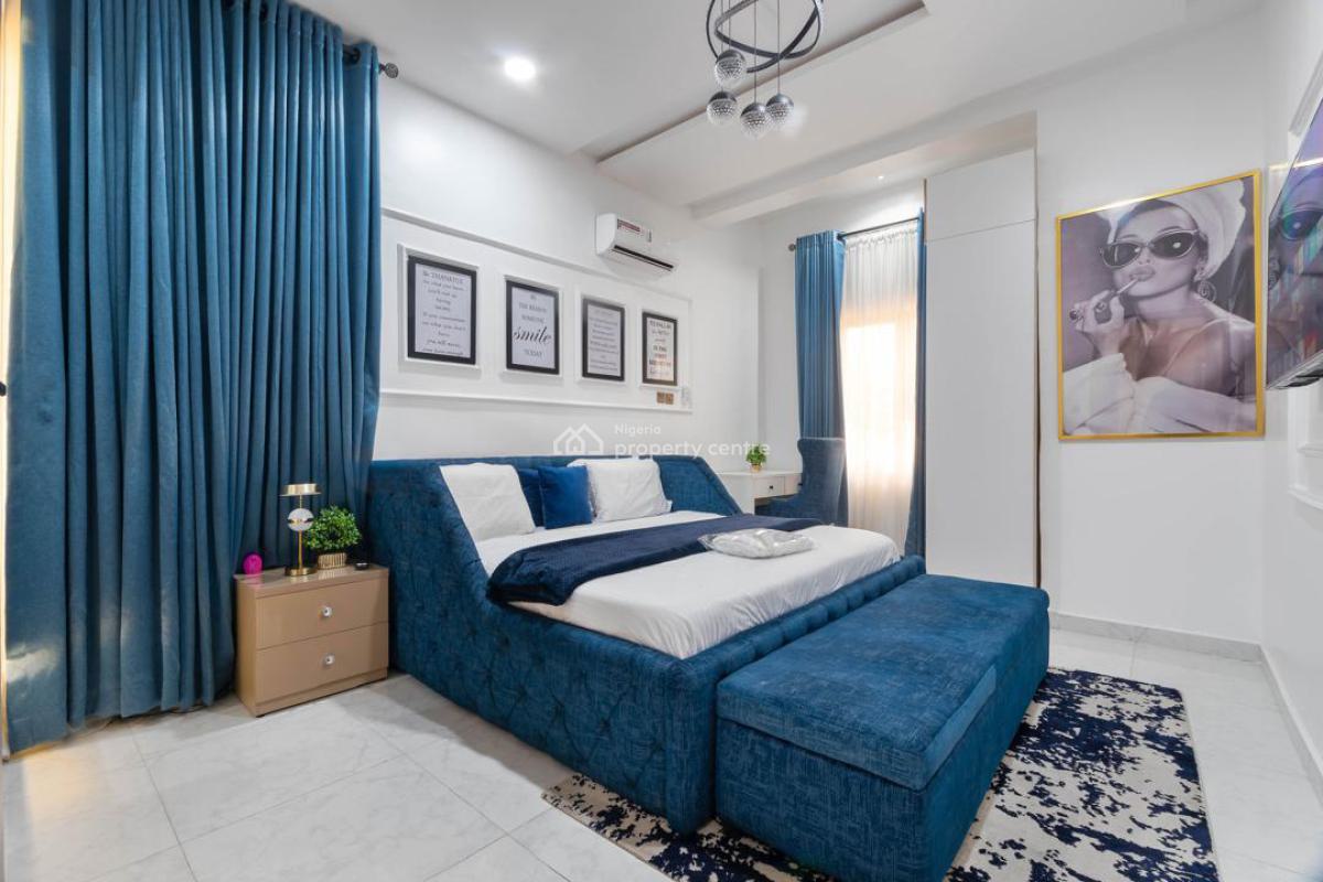 Luxury Three Bedroom Apartment, Freedom Way, Lekki Phase 1, Lekki, Lagos, House Short Let