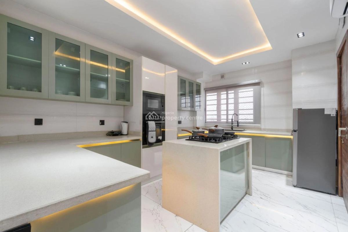 Luxury 2 Bedroom Penthouse Duplex in Lekki with Pool Gym, Ikate Lekki, Lekki, Lagos, Flat / Apartment Short Let