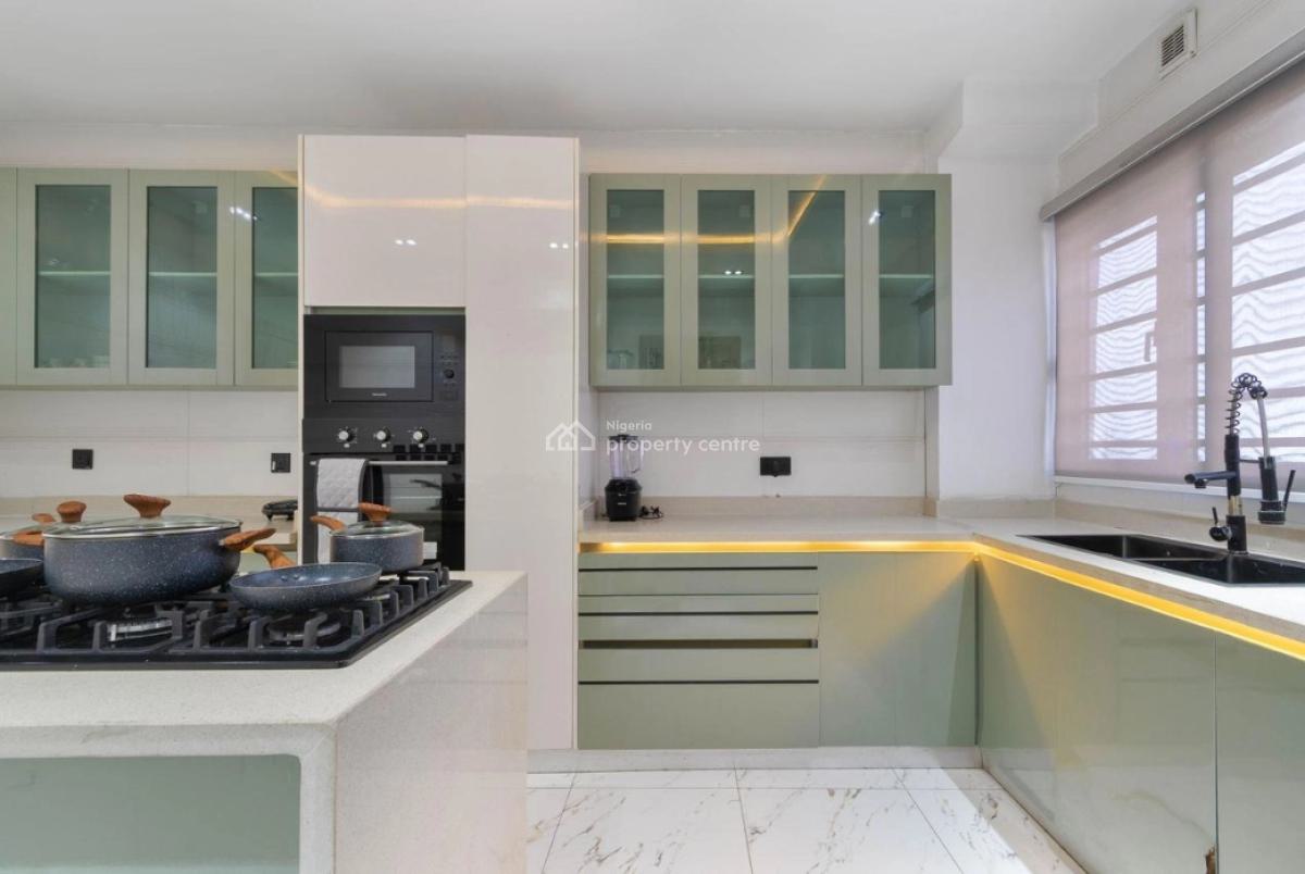 Luxury 2 Bedroom Penthouse Duplex in Lekki with Pool Gym, Ikate Lekki, Lekki, Lagos, Flat / Apartment Short Let