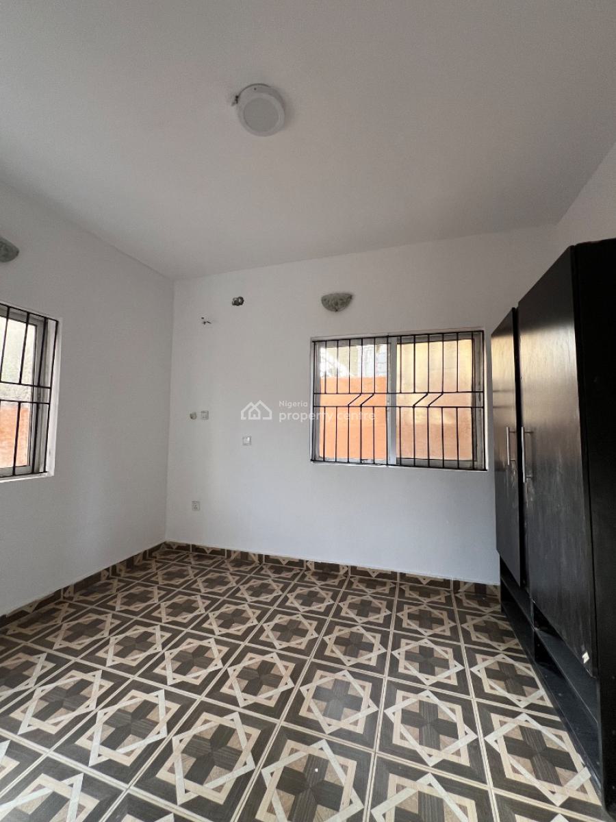 Well Built 3bedroom Apartment, Ilasan, Lekki, Lagos, Flat / Apartment for Rent