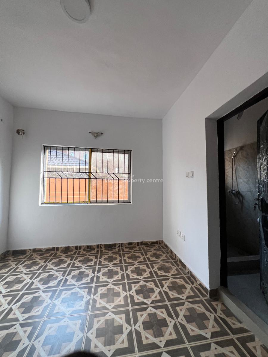 Well Built 3bedroom Apartment, Ilasan, Lekki, Lagos, Flat / Apartment for Rent