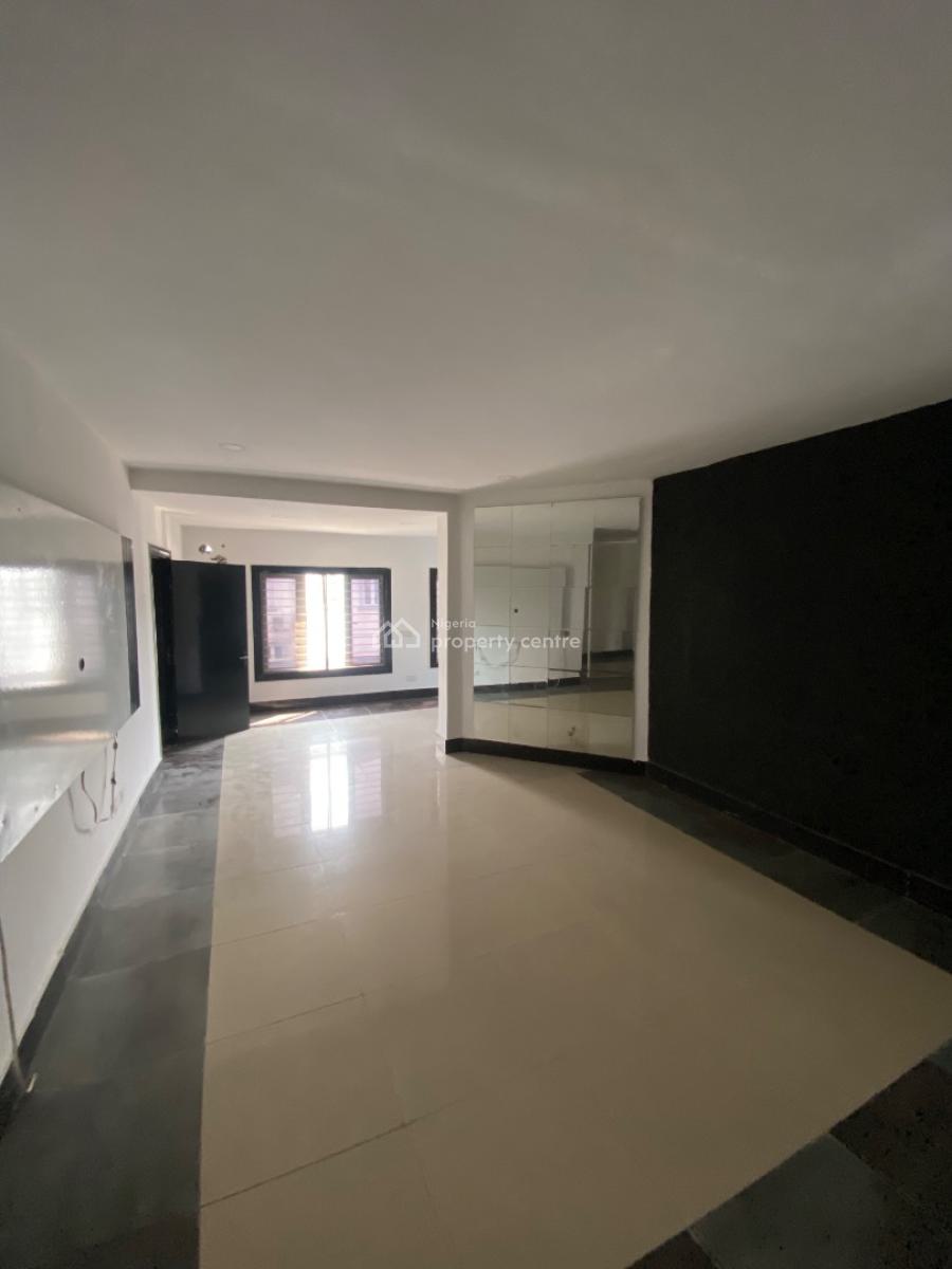 Lovely 2 Bed Apartment Fully Serviced, Lekki Right, Lekki, Lagos, Flat / Apartment for Rent