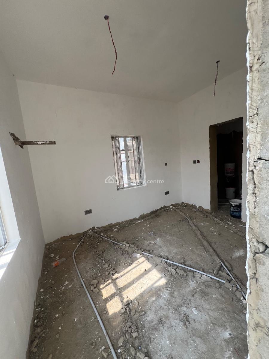 3 Bedrooms, Alagomeji, Yaba, Lagos, Detached Duplex for Sale