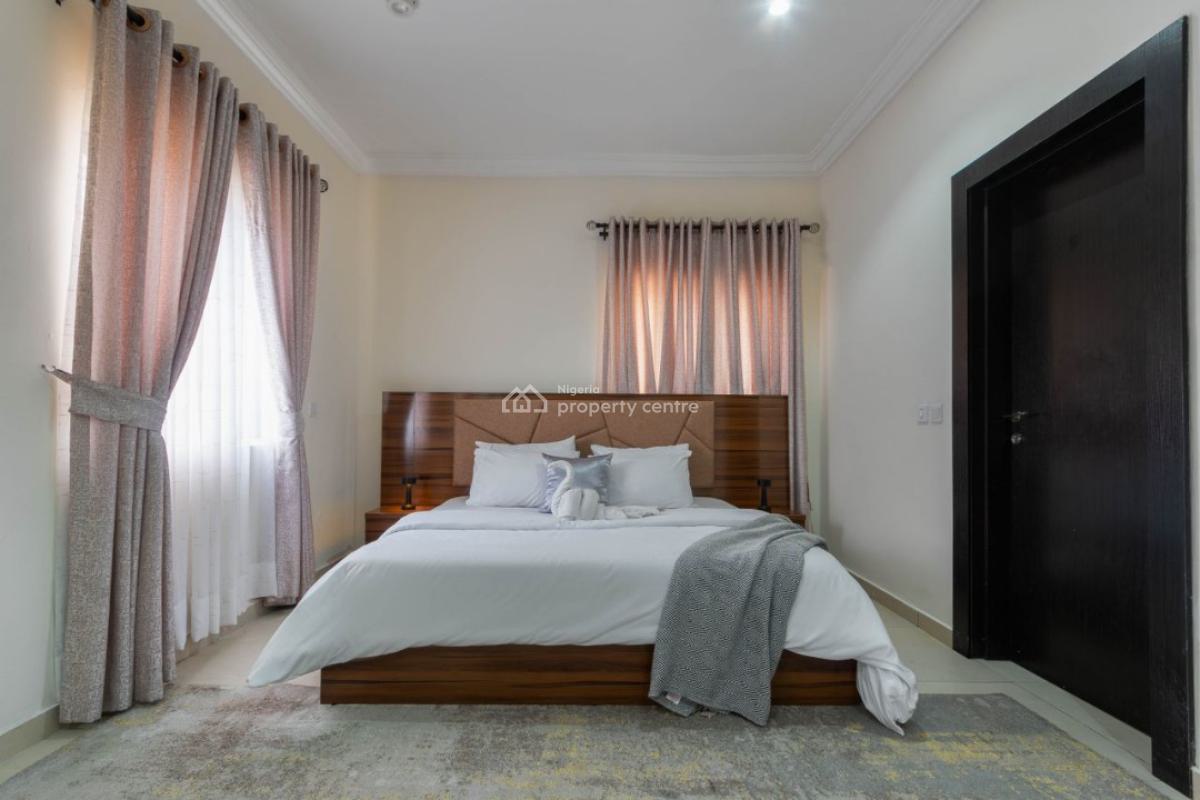 Luxury 3 Bedroom Sea View Apartment in Ikate with Pool Gym Ps4, Ikate Lekki, Lekki, Lagos, Flat / Apartment Short Let