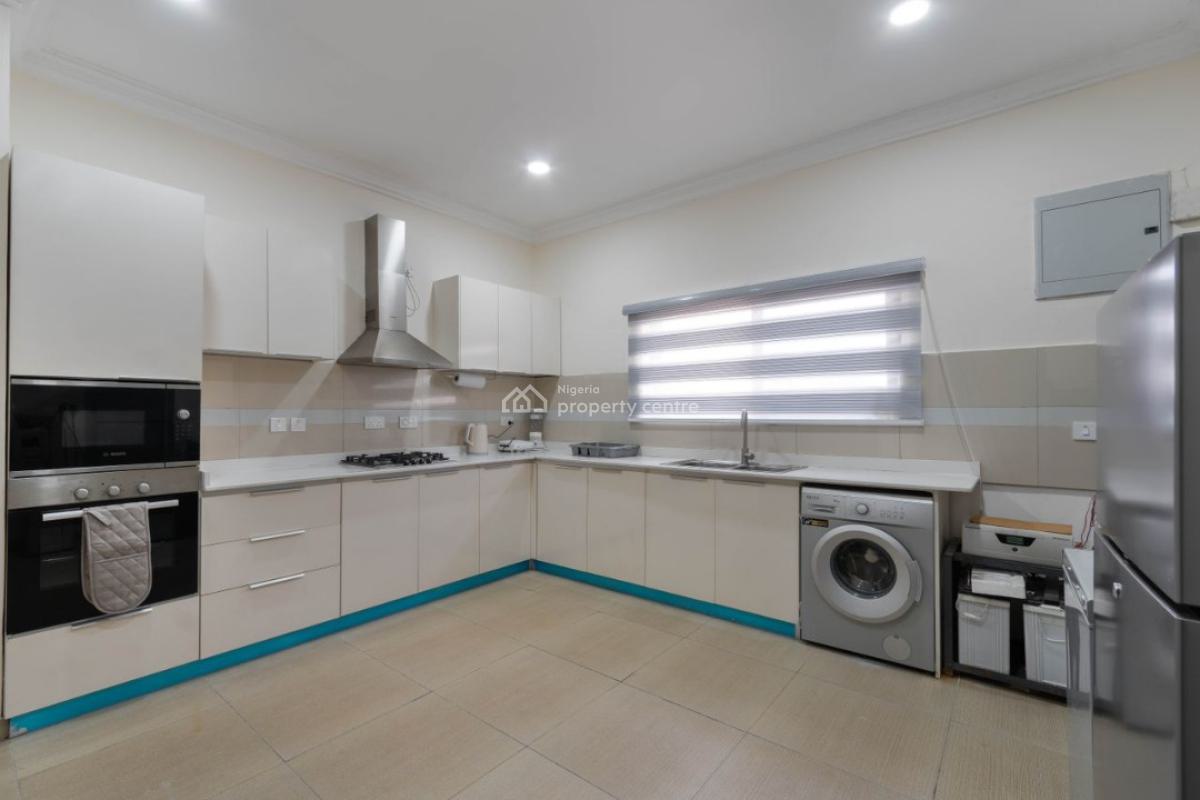 Luxury 3 Bedroom Sea View Apartment in Ikate with Pool Gym Ps4, Ikate Lekki, Lekki, Lagos, Flat / Apartment Short Let