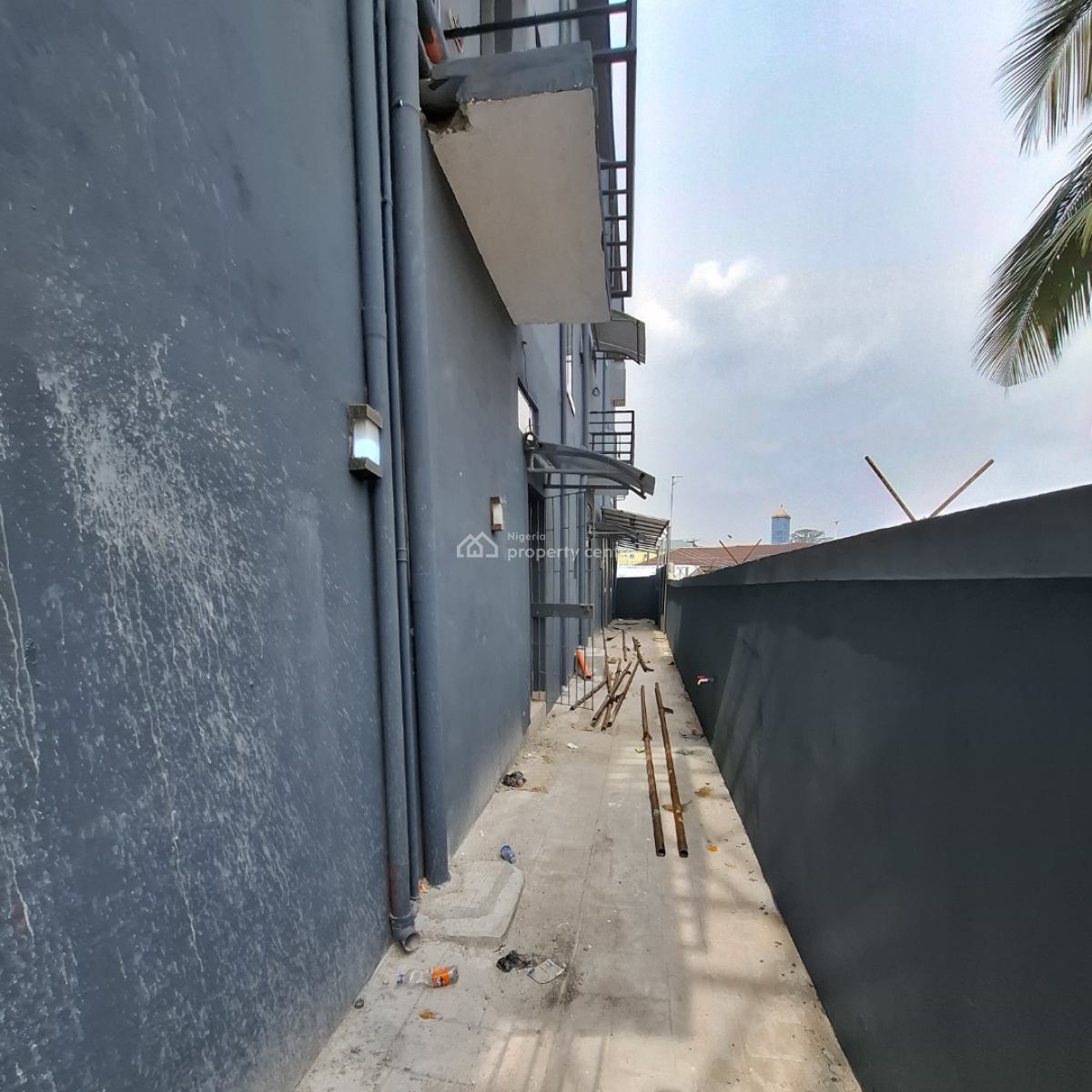 Ground Floor Shop Space with a Private Toilet in a Plaza, Orazi By Gra, Orazi, Port Harcourt, Rivers, Shop for Rent