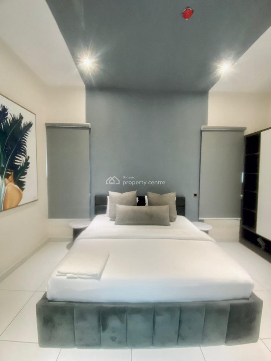 Luxury 4 Bedroom Apartment in Lekki Phase 1  with Ps5 and Snooker, Admiralty Lekki Phase One, Lekki Phase 1, Lekki, Lagos, Flat / Apartment Short Let