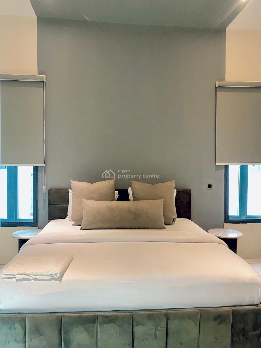 Luxury 4 Bedroom Apartment in Lekki Phase 1  with Ps5 and Snooker, Admiralty Lekki Phase One, Lekki Phase 1, Lekki, Lagos, Flat / Apartment Short Let