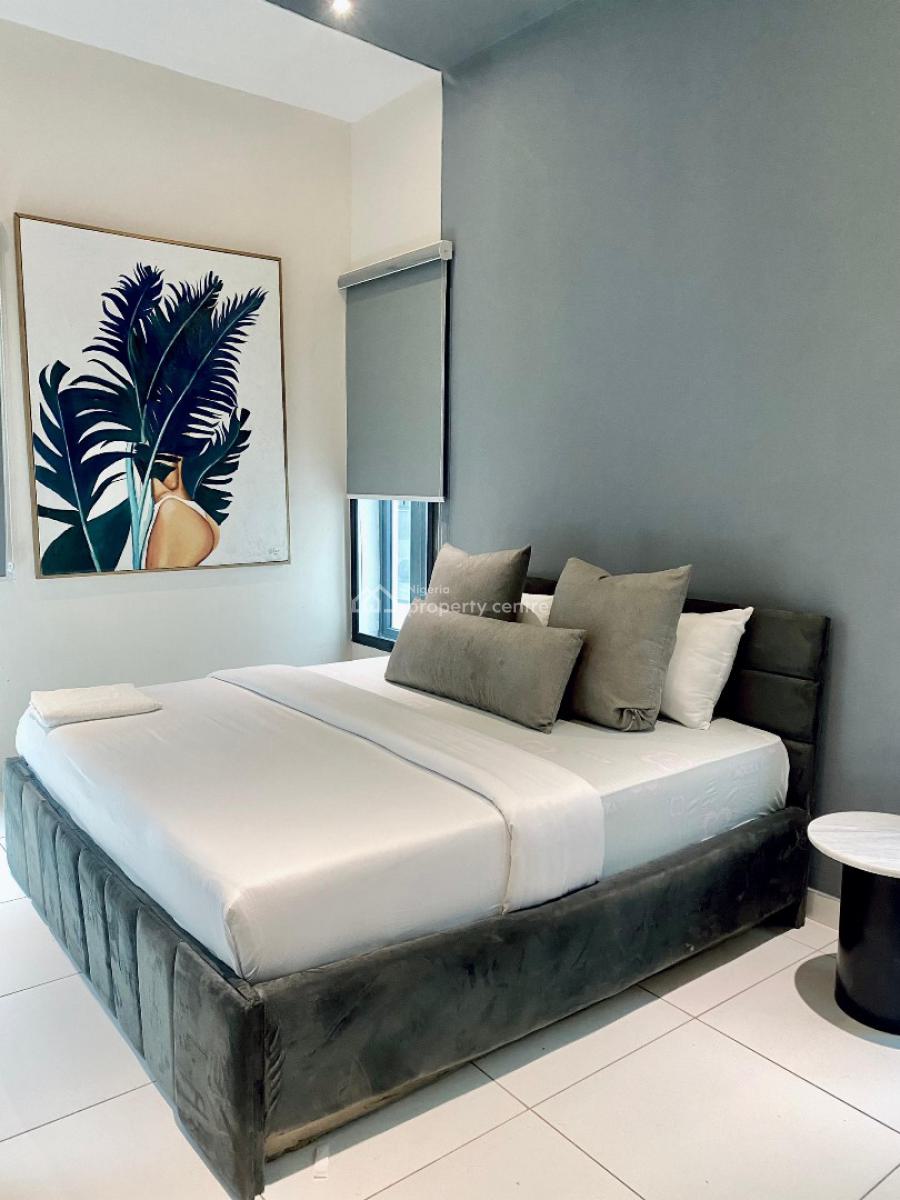 Luxury 4 Bedroom Apartment in Lekki Phase 1  with Ps5 and Snooker, Admiralty Lekki Phase One, Lekki Phase 1, Lekki, Lagos, Flat / Apartment Short Let