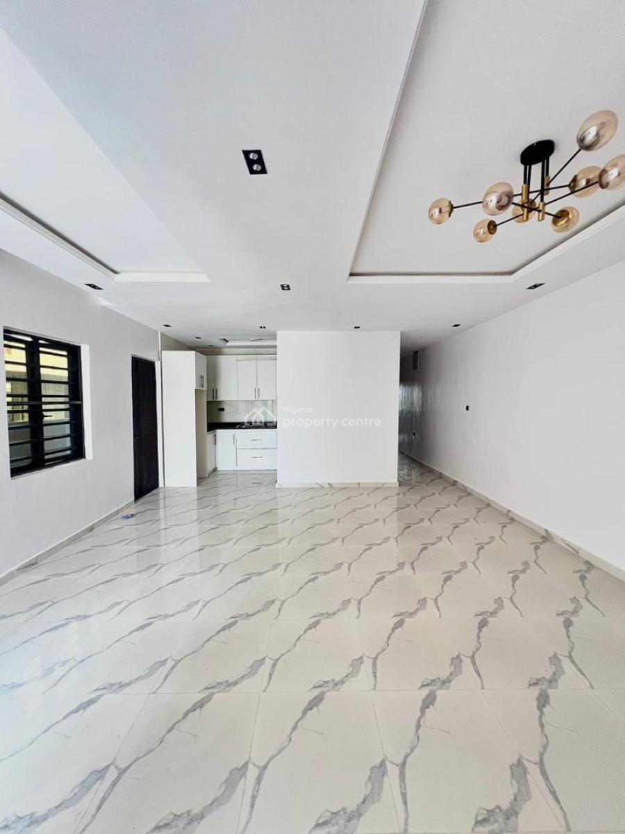 2-bedroom Apartment - Ologolo,, Ologolo, Lekki, Lagos, Flat / Apartment for Rent