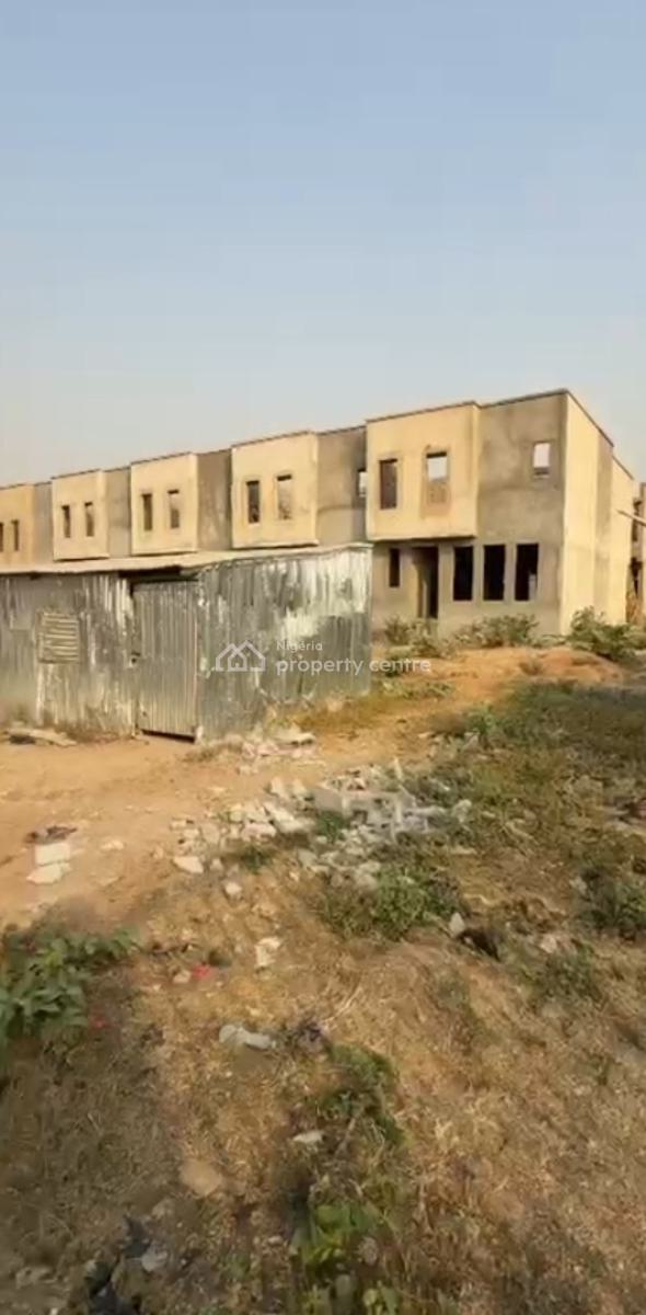 Distress 4 Bedroom Terrace Duplex in Fantastic Location, Life Camp, Abuja, House for Sale