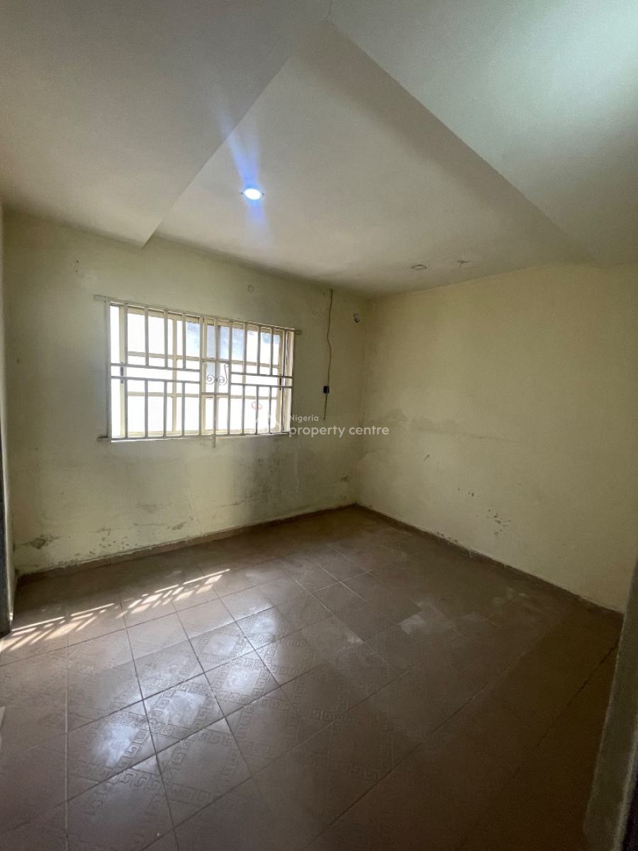 Spacious One Bedroom Flat, 2nd Avenue, Gwarinpa, Abuja, Mini Flat (room and Parlour) for Rent