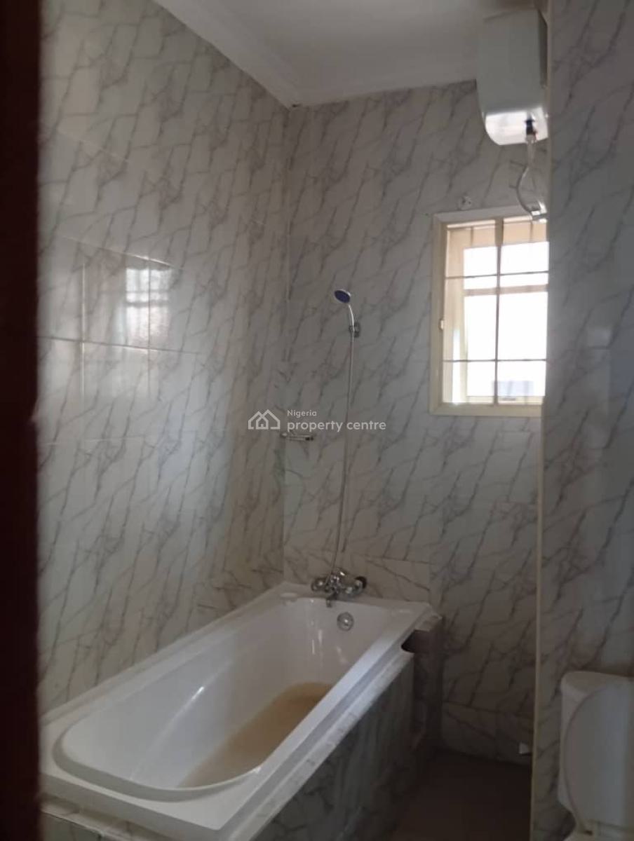 Exquisite Spacious 2 Bedroom Apartment, Jakande, Lekki Phase 1, Lekki, Lagos, Flat / Apartment for Rent