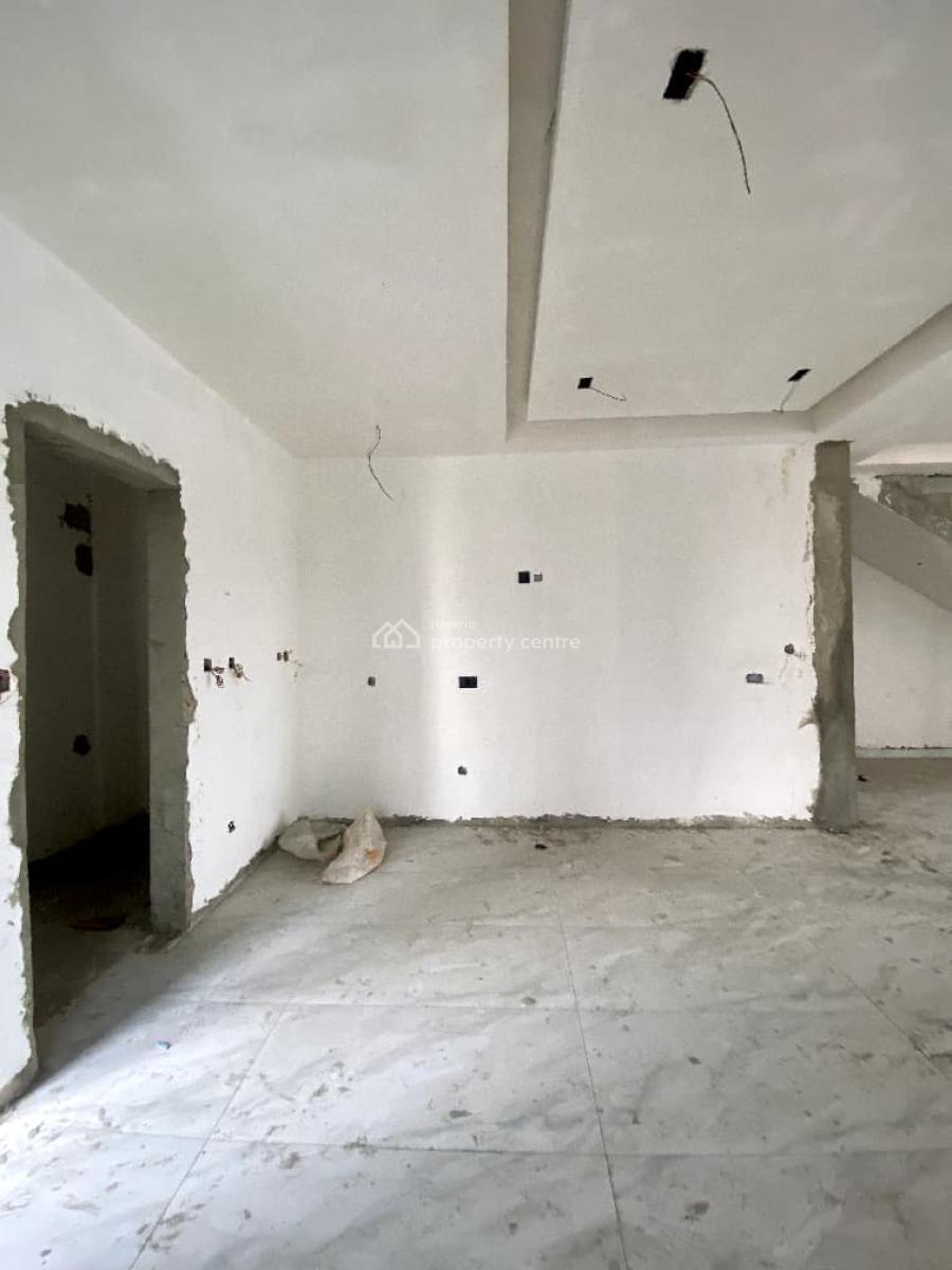 Lovely 2 Bedroom Apartment in a Secure Estate, Ikate, Lekki, Lagos, Flat / Apartment for Sale