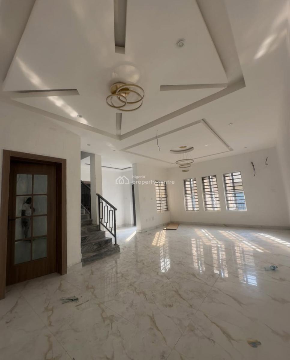 Newly Built and Serviced 4 Bedroom En-suite Townhouse with an Enclosed, Lekki Phase 1, Lekki, Lagos, Terraced Duplex for Rent