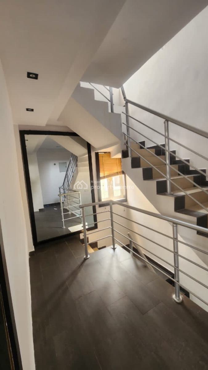 Miniflat with Big Parlor, Ikota, Lekki, Lagos, Flat / Apartment for Rent