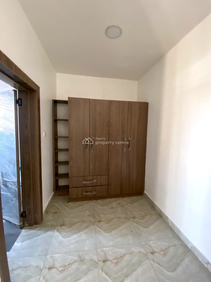 Lovely 4 Bedroom Terrace Duplex with Bq in a Secure Estate, Lekki Phase 1, Lekki, Lagos, Terraced Duplex for Rent