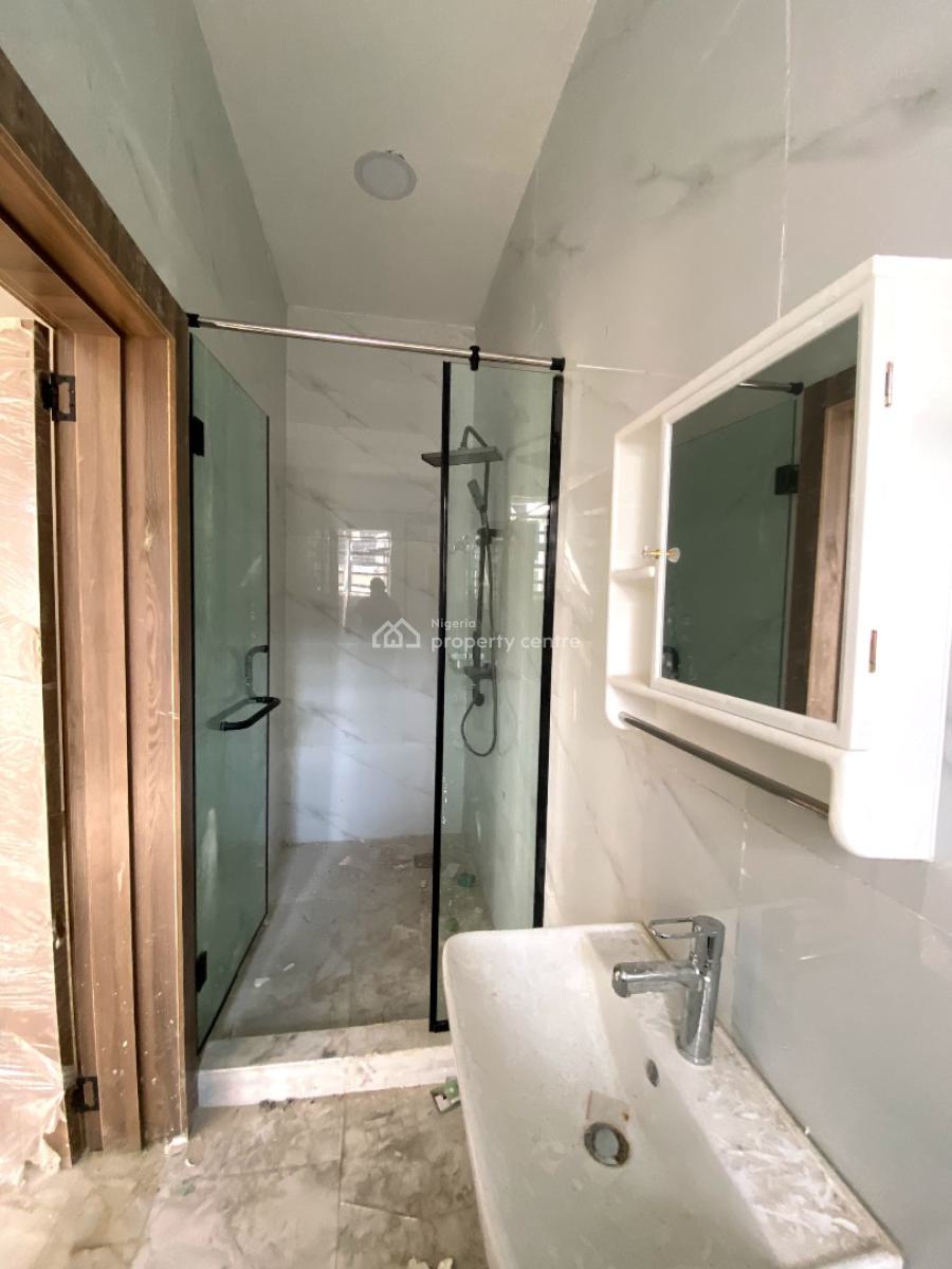 Lovely 4 Bedroom Terrace Duplex with Bq in a Secure Estate, Lekki Phase 1, Lekki, Lagos, Terraced Duplex for Rent