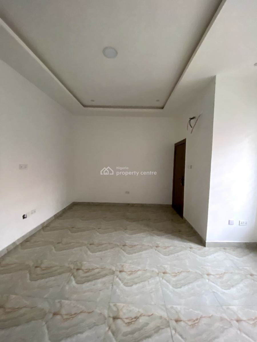 Lovely 4 Bedroom Terrace Duplex with Bq in a Secure Estate, Lekki Phase 1, Lekki, Lagos, Terraced Duplex for Rent