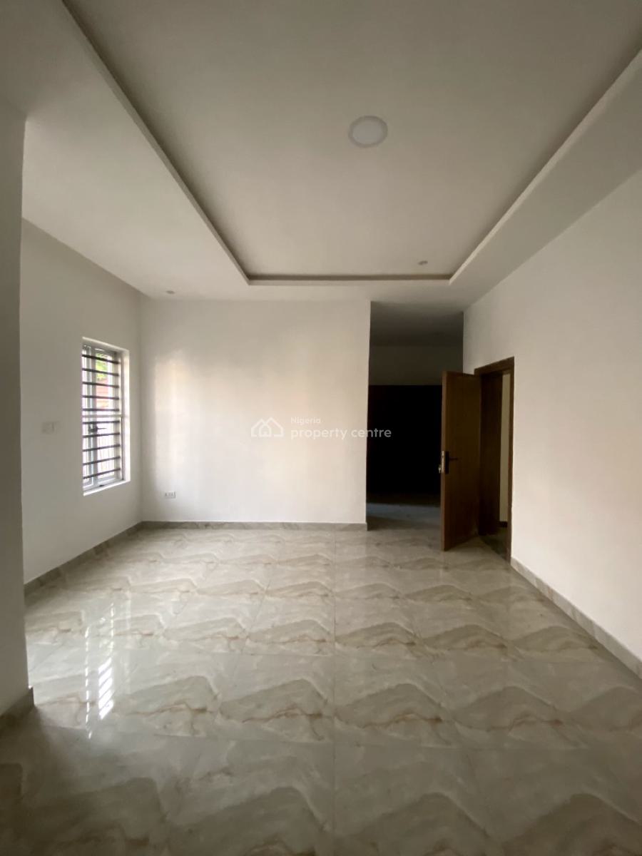 Lovely 4 Bedroom Terrace Duplex with Bq in a Secure Estate, Lekki Phase 1, Lekki, Lagos, Terraced Duplex for Rent