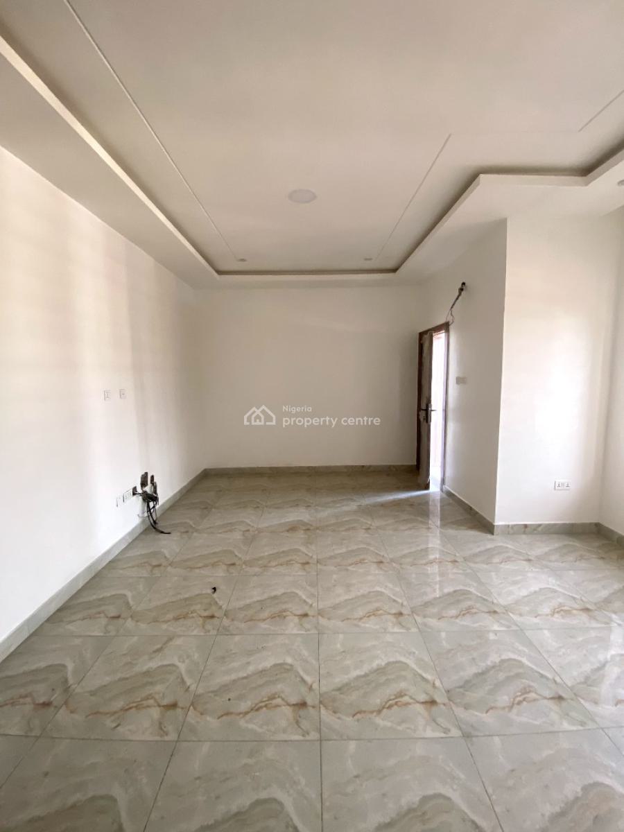 Lovely 4 Bedroom Terrace Duplex with Bq in a Secure Estate, Lekki Phase 1, Lekki, Lagos, Terraced Duplex for Rent