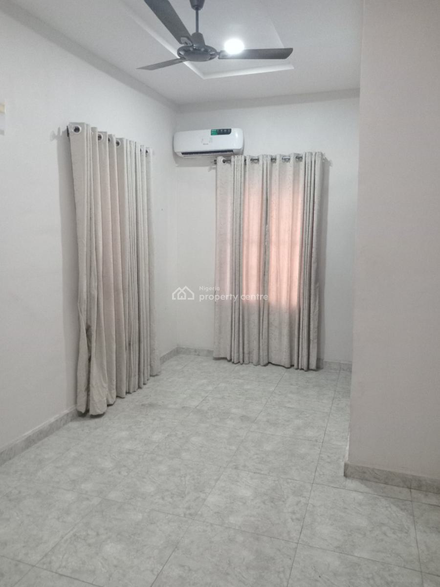 a Very Good & Fully Serviced 3-bedroom Flat, After Wuye Market. ( Video of The Apartment Is Attached), Wuye, Abuja, Flat / Apartment for Rent