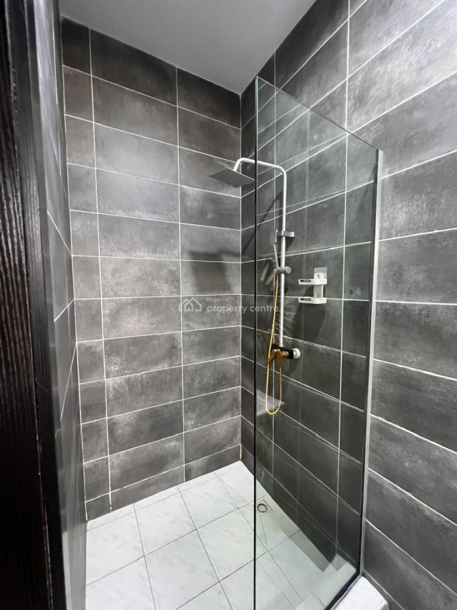 Luxury 2 Bedroom Apartment with Excellent Facility, Oral Estate, Lekki, Lagos, Flat / Apartment Short Let