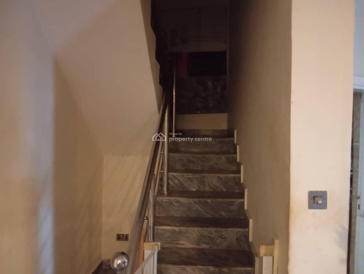 Lovely 4 Bedroom Semi Detached Duplex with 1 Bq in a Secure Estate, Lekki Phase 1, Lekki, Lagos, Semi-detached Duplex for Rent