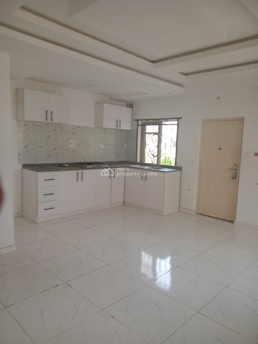 Exquisite 2 Bedroom Apartment, Lekki Phase 1, Lekki, Lagos, Flat / Apartment for Rent