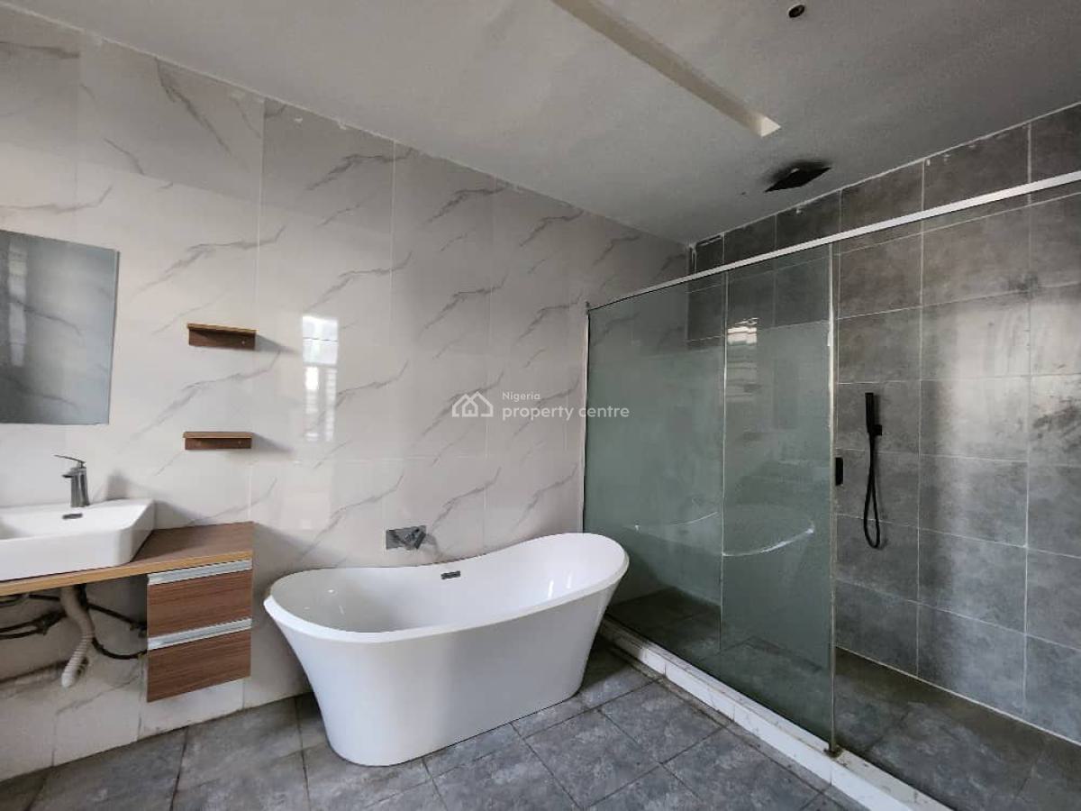 Luxury 4 Bedrooms Semi Detached Duplex at Lekki Phase 1., Lekki, Lekki Phase 1, Lekki, Lagos, Semi-detached Duplex for Rent