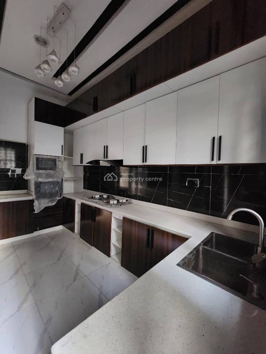 Luxury 4 Bedrooms Semi Detached Duplex at Lekki Phase 1., Lekki, Lekki Phase 1, Lekki, Lagos, Semi-detached Duplex for Rent